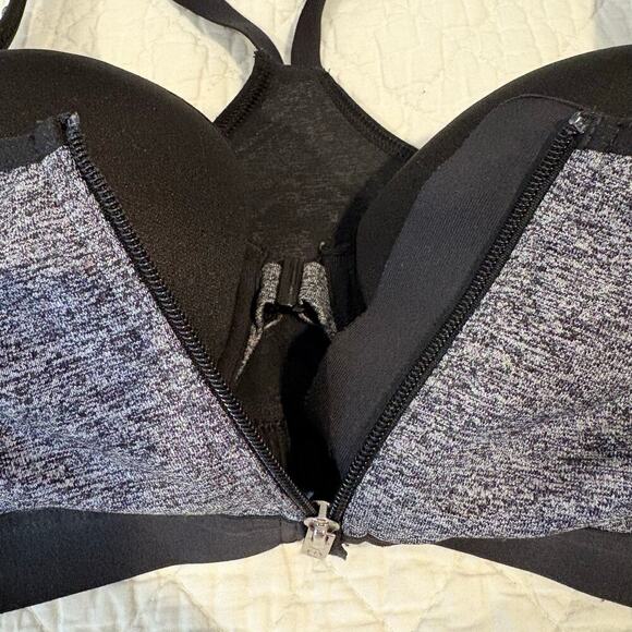 VICTORIA'S SECRET Women’s Sport Bra Gray Sz 32DD Athletic Running Jogging Sporty - Picture 2 of 8